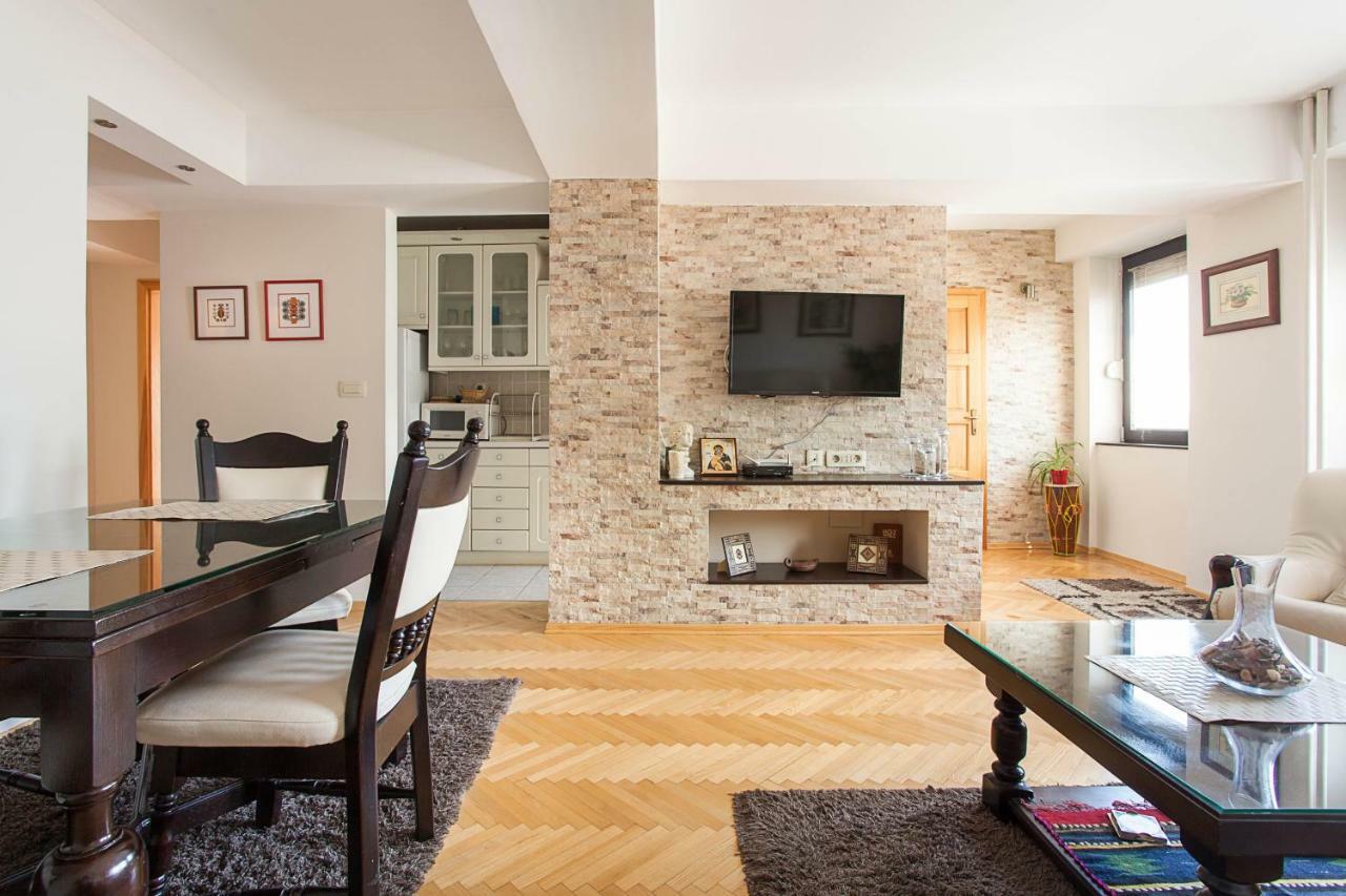 White Apartment Scopia Exterior foto